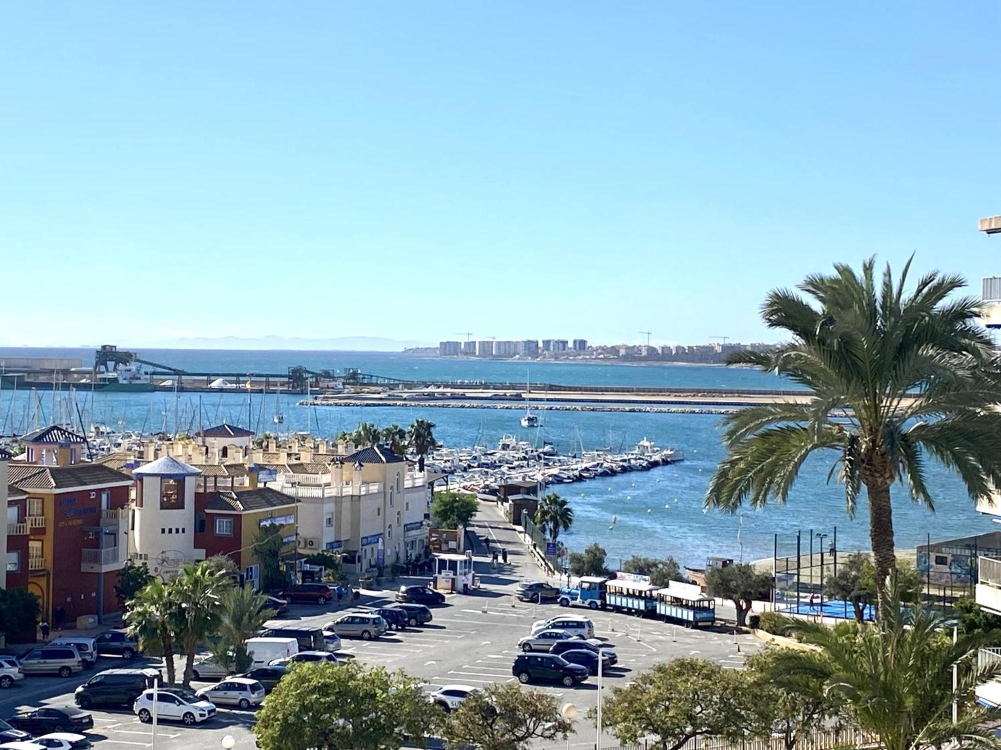 Luxury Apartment With Sea View Puerto Torrevieja Eksteriør billede